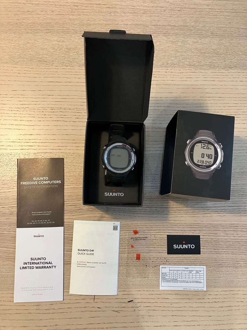 【美品】ダイブコンピューター　SUUNT（スント）D4f