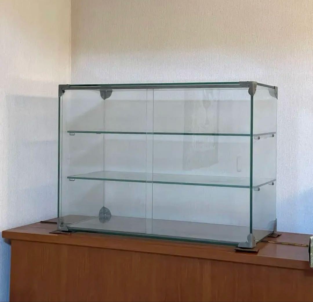 3段 ガラスケース　アンティーク　レトロ