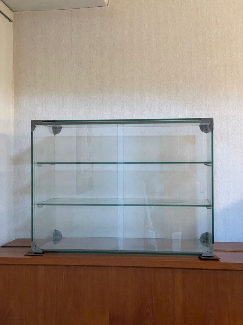 3段 ガラスケース　アンティーク　レトロ