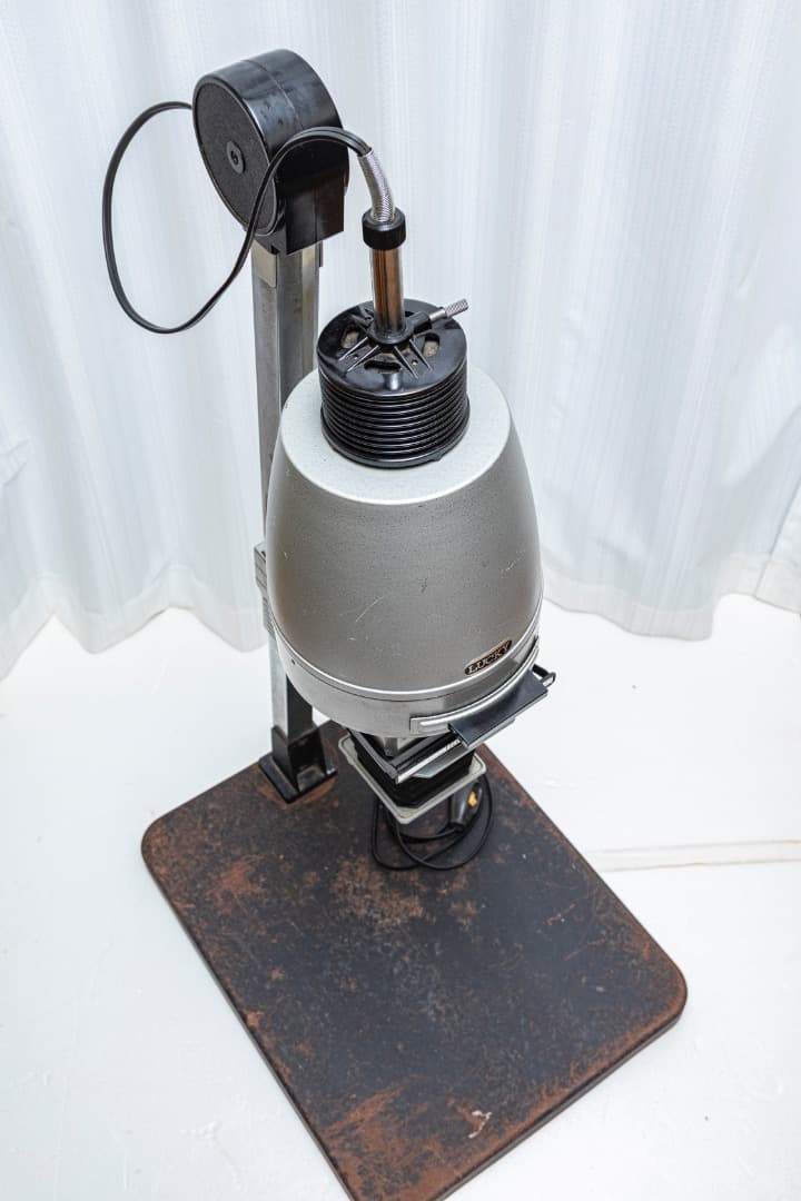 モノクロ引き伸ばし機　LUCKY 70M-R Nikon50mm引き伸ばしレンズ