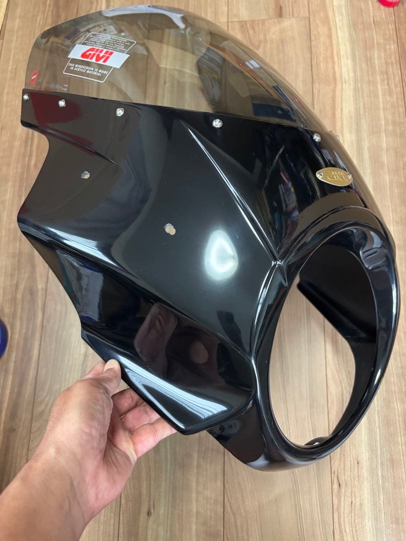N*o様 GIVI A800N コックピットフェアリング  RnineT