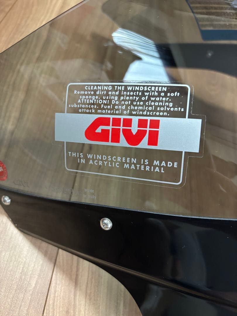 N*o様 GIVI A800N コックピットフェアリング  RnineT
