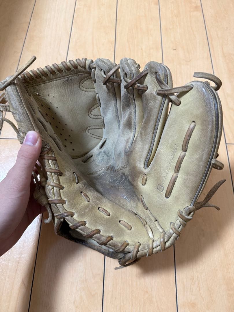 Mizuno 軟式グローブ 右投げ用 ベージュ