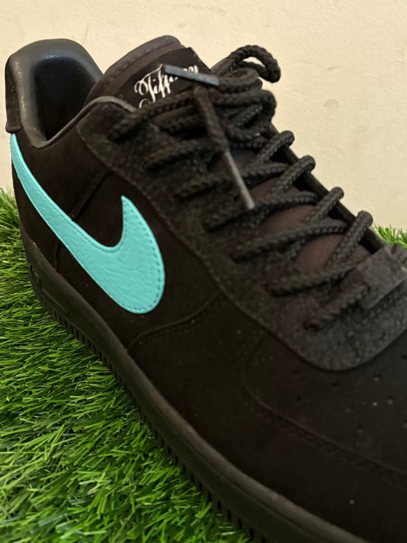 Nike Air Force 1 ブラック/ティファニーブルー