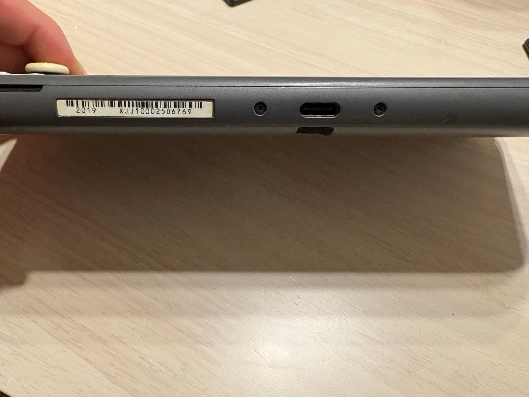 ニンテンドースイッチ　ライト本体(フィルム付き)＋ケース