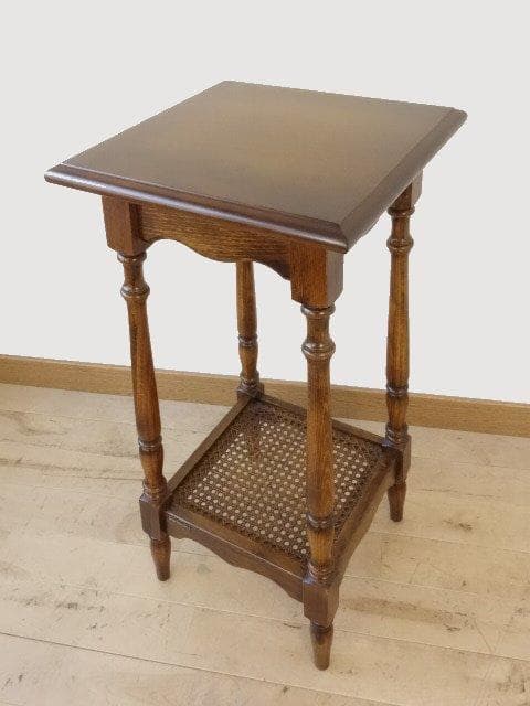 カリモク　コロニアル　花台　サイドテーブル　USED