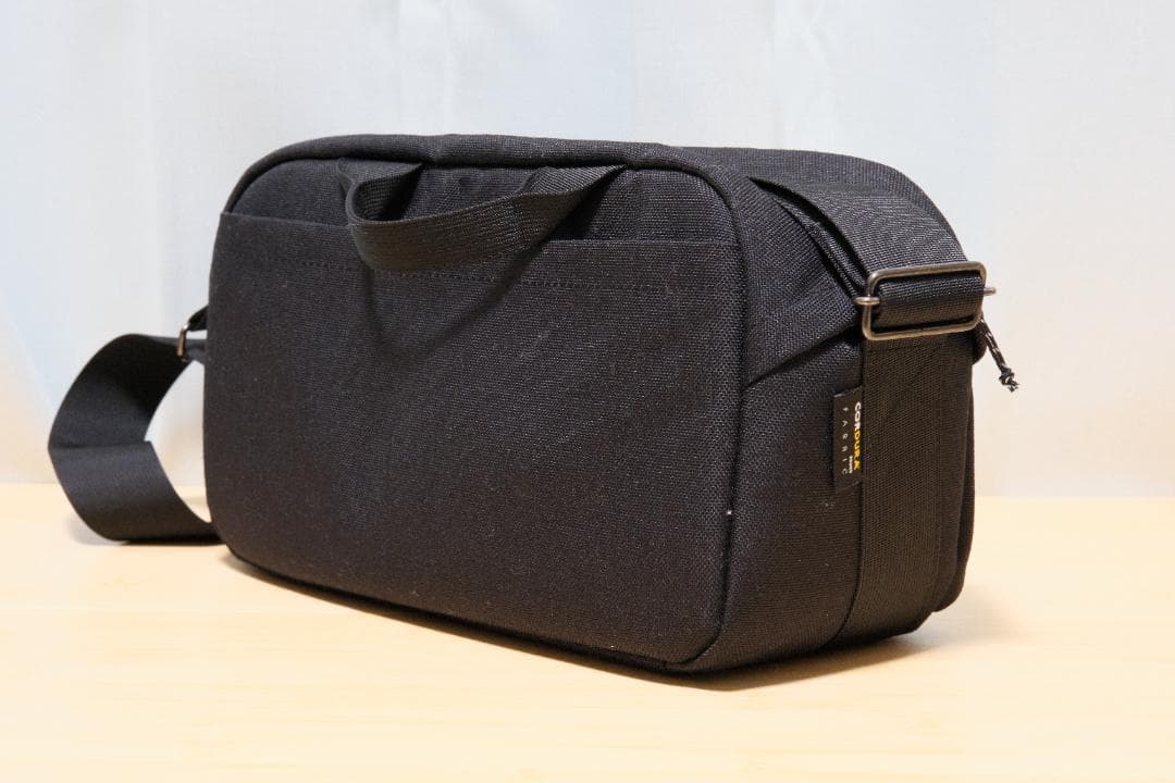 new trip Lunch Box＜Black＞