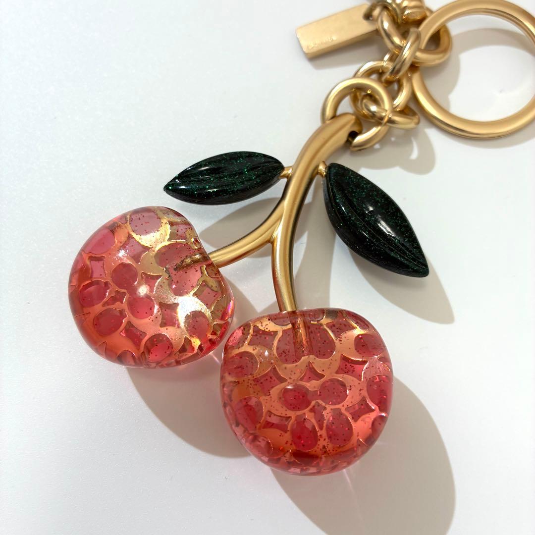 Coach コーチ チェリー さくらんぼ キーホルダー チャーム