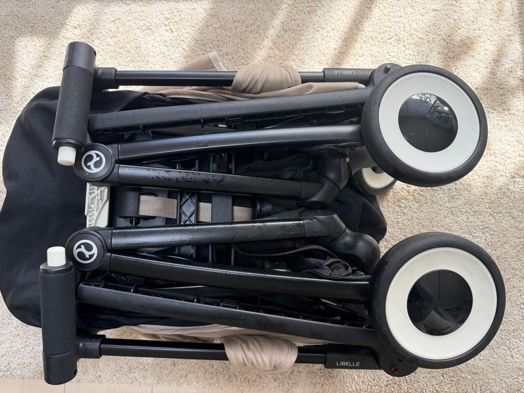 ベージュ ナイロン製 ベビーカー cybex