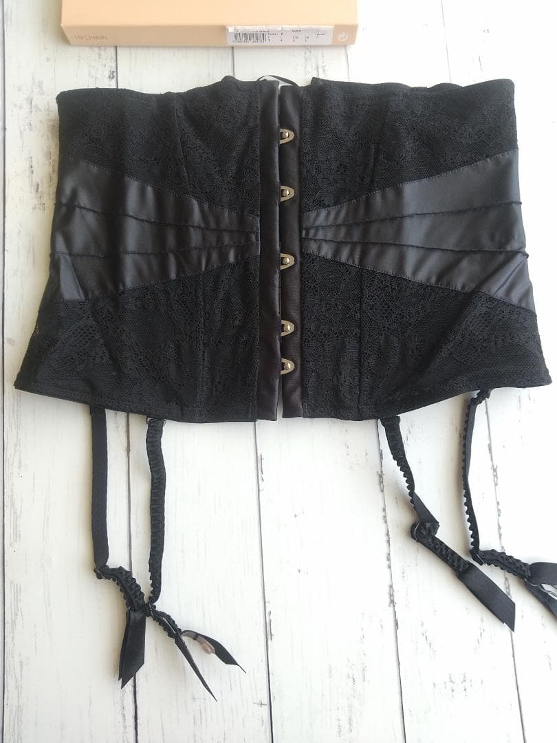 FR3《リズシャルメル》Nocturne Party　ニッパーガーター