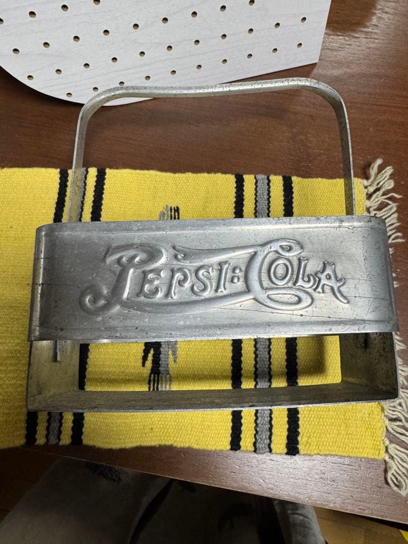 レア　ビンテージ　PEPSI-COLA レトロ金属製ディスプレイバスケット