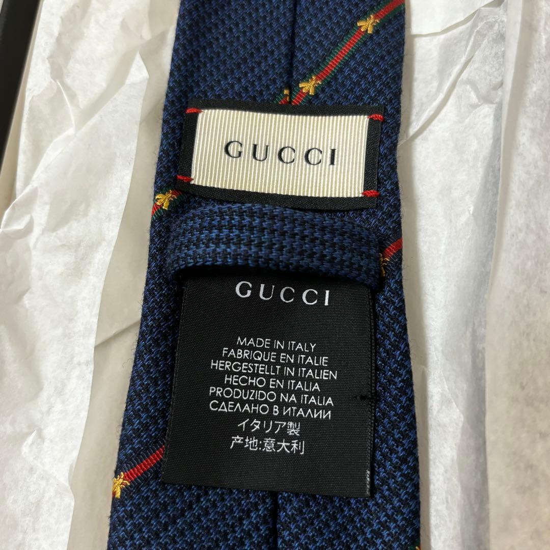 GUCCI グッチ　ネクタイ　ゴールドビーストライプ