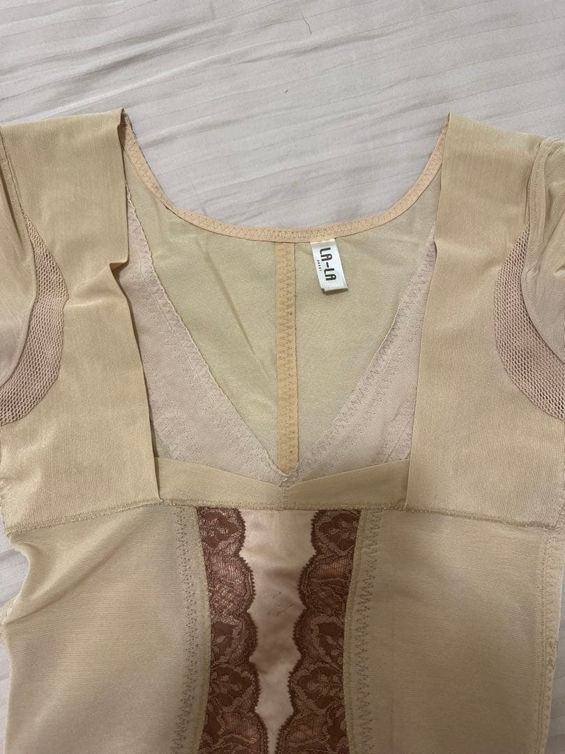 グラントイーワンズLALAGrant ★ 袖付Grancy ★ララドール85LL