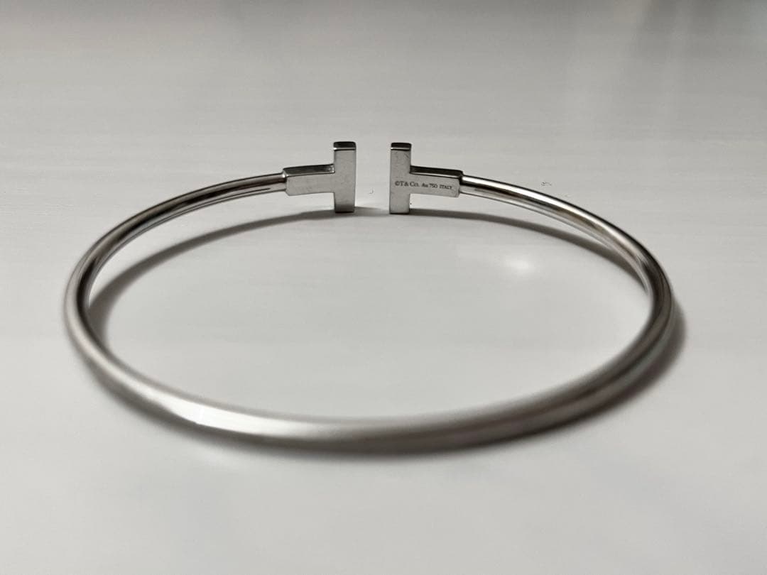 Tiffany & Co. ティファニーTワイヤーブレスレット