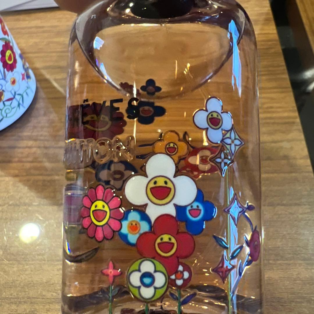 ルイ・ヴィトン×MURAKAMI香水