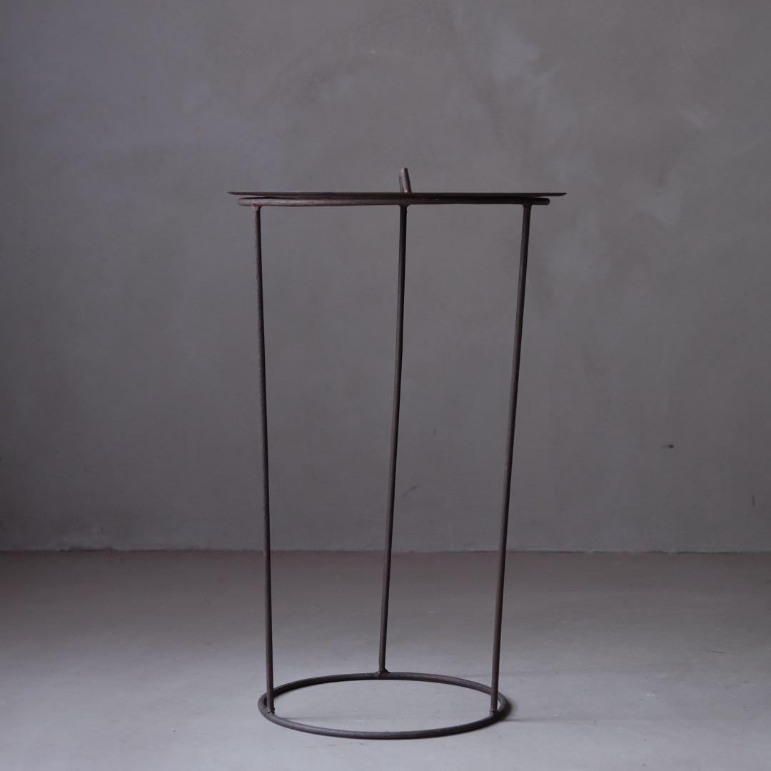 鉄のサイドテーブル　展示台 インダストリアル 工業系 古家具 古道具 レトロ