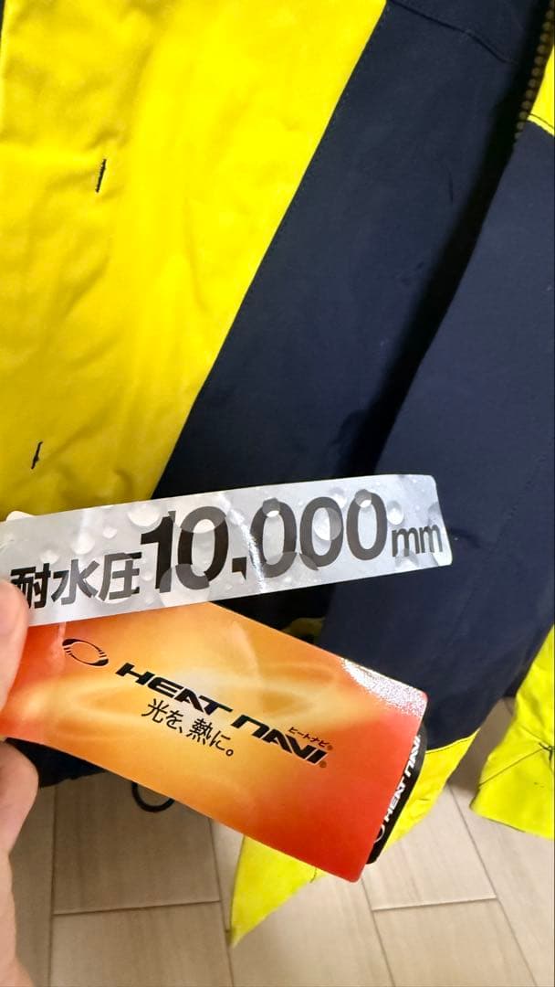 【未使用タグ付き】DESCENTE デサント　スノーボードウェア！