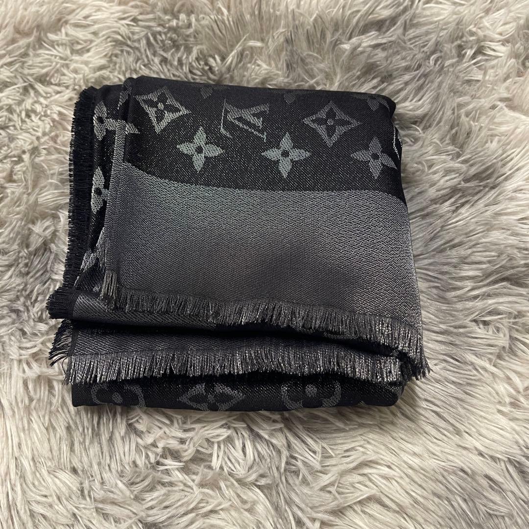 LOUIS VUITTON ルイヴィトン　大判ストール　中古美品
