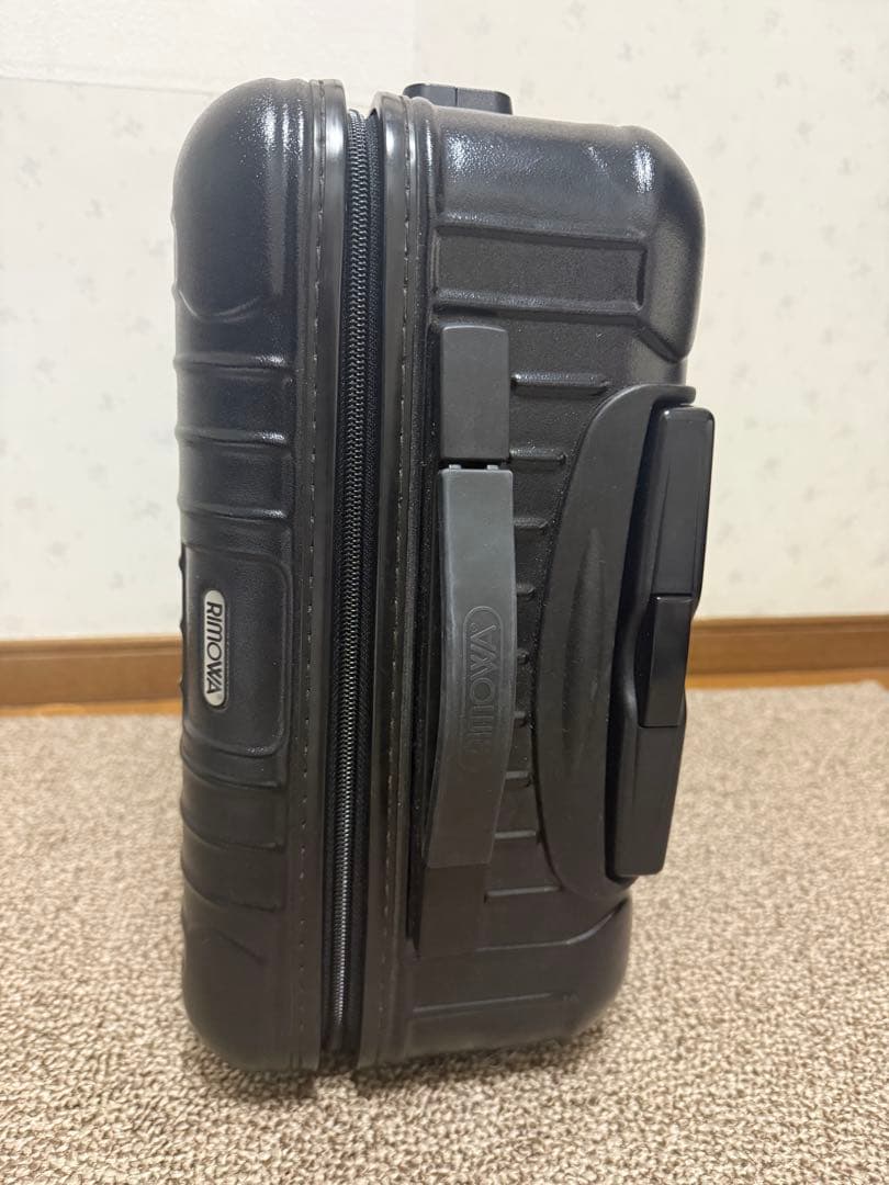 美品RIMOWAリモワsalsaサルサ機内持込キャリーバッグスーツケース黒2輪