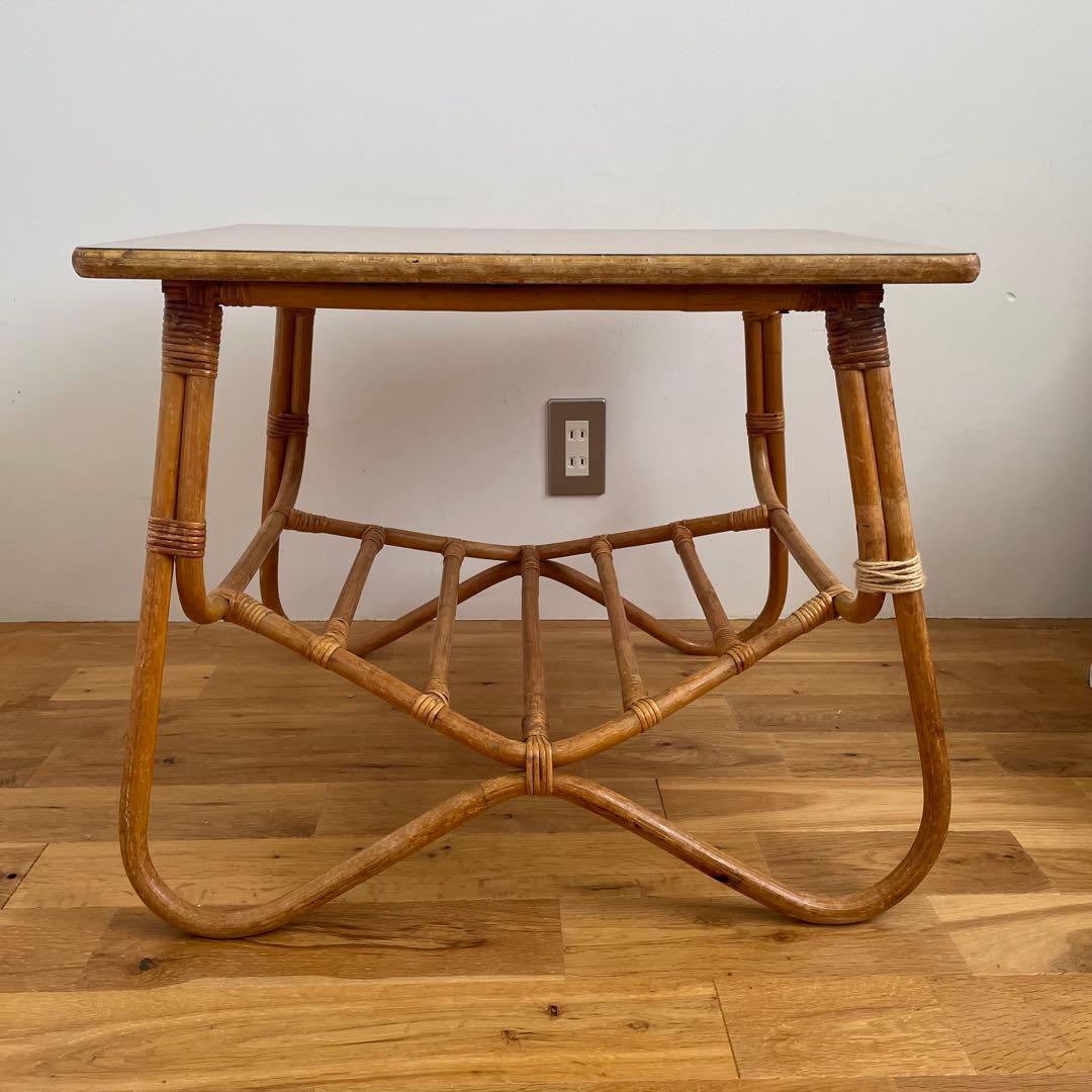 ラタン・テーブル　1/3