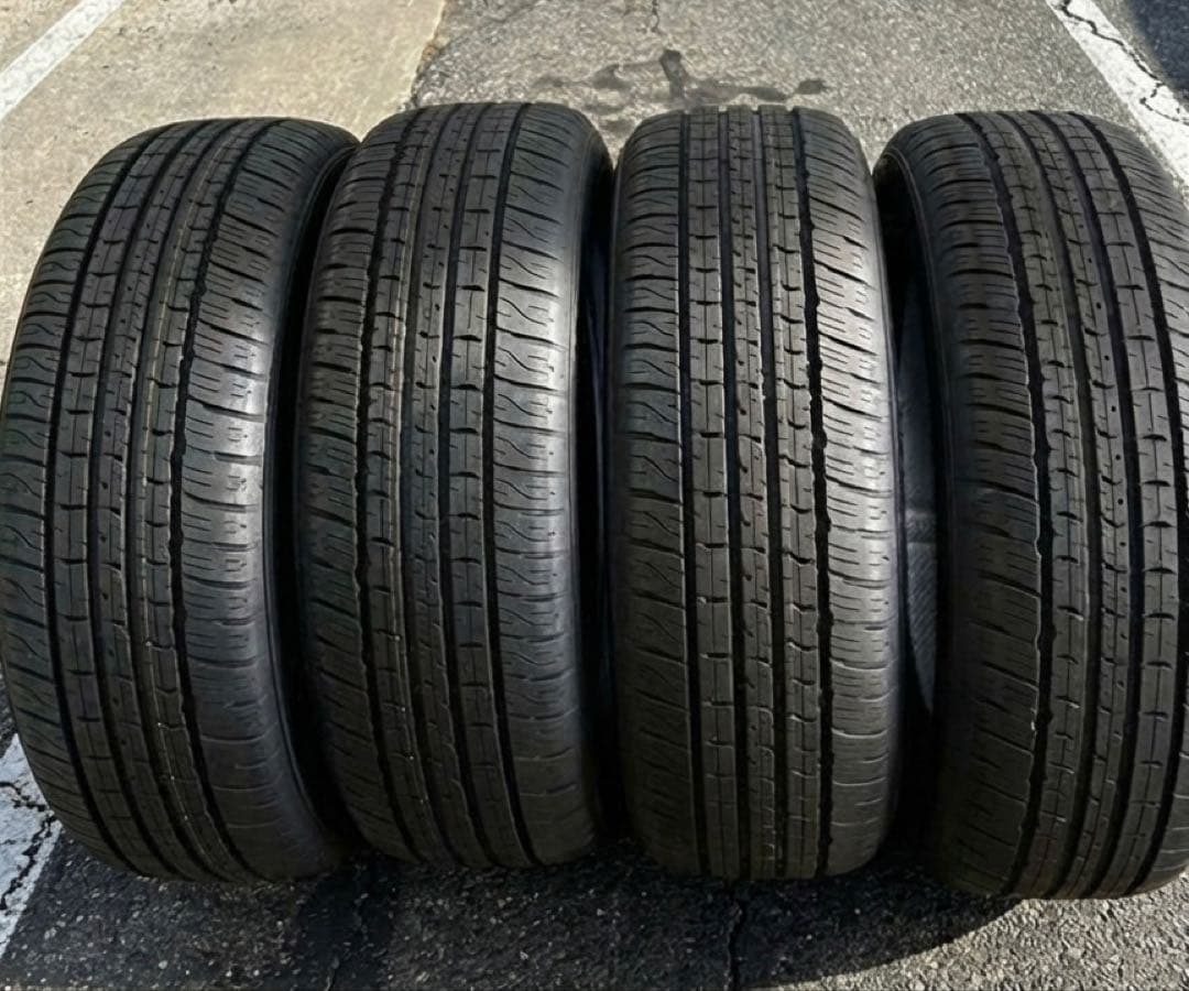 ランドクルーザー300用 新車外しタイヤ4本セット 265/55R20