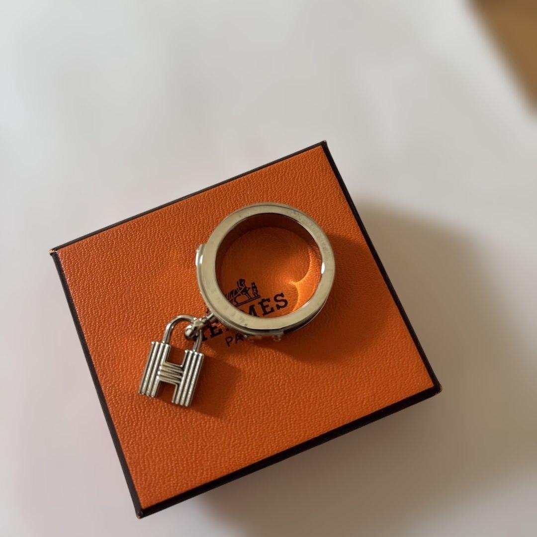 HERMES エルメス スカーフリング ケリー シルバー ブラック