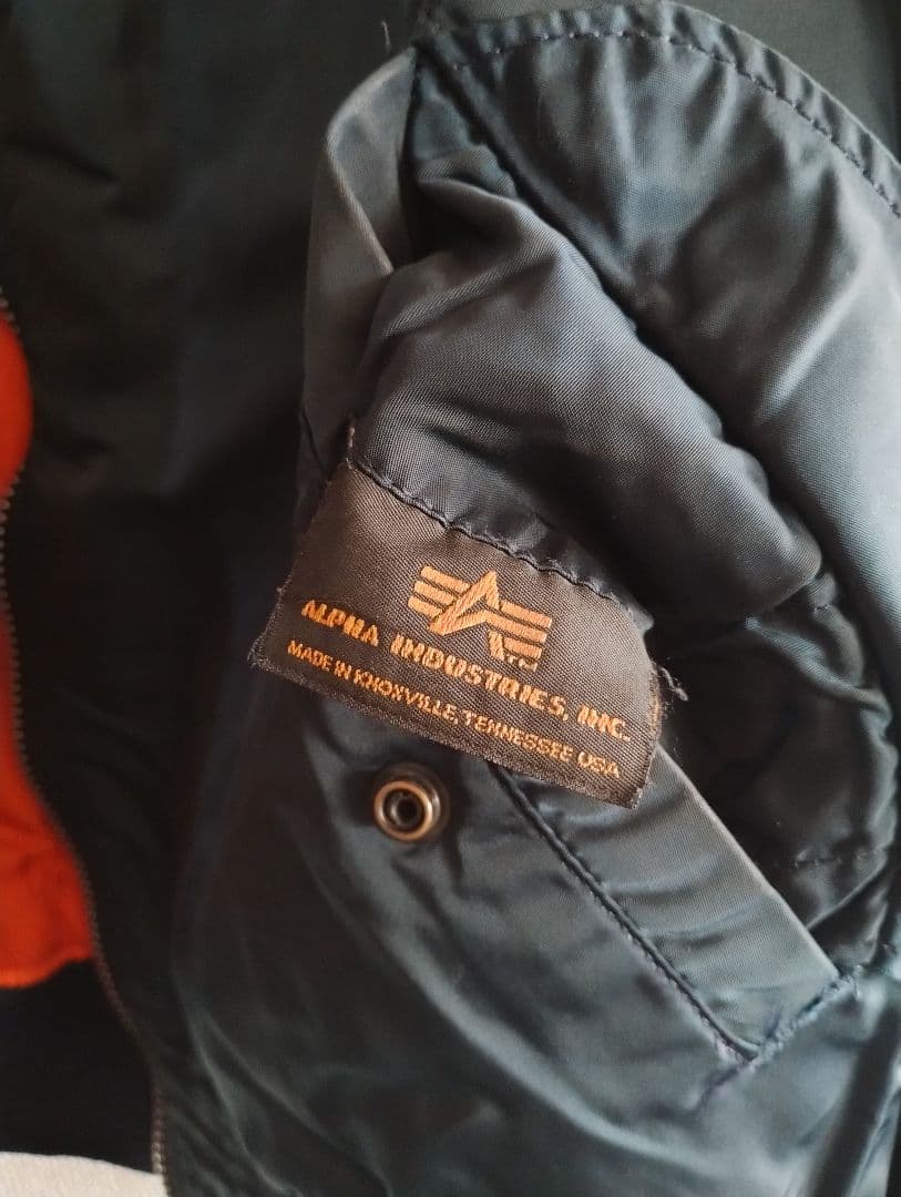 ALPHA INDUSTRIES　MA-1　ジャケット