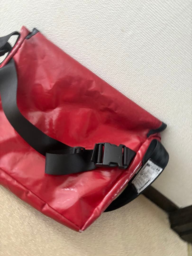 FREITAG メッセンジャーバッグ 赤/黒