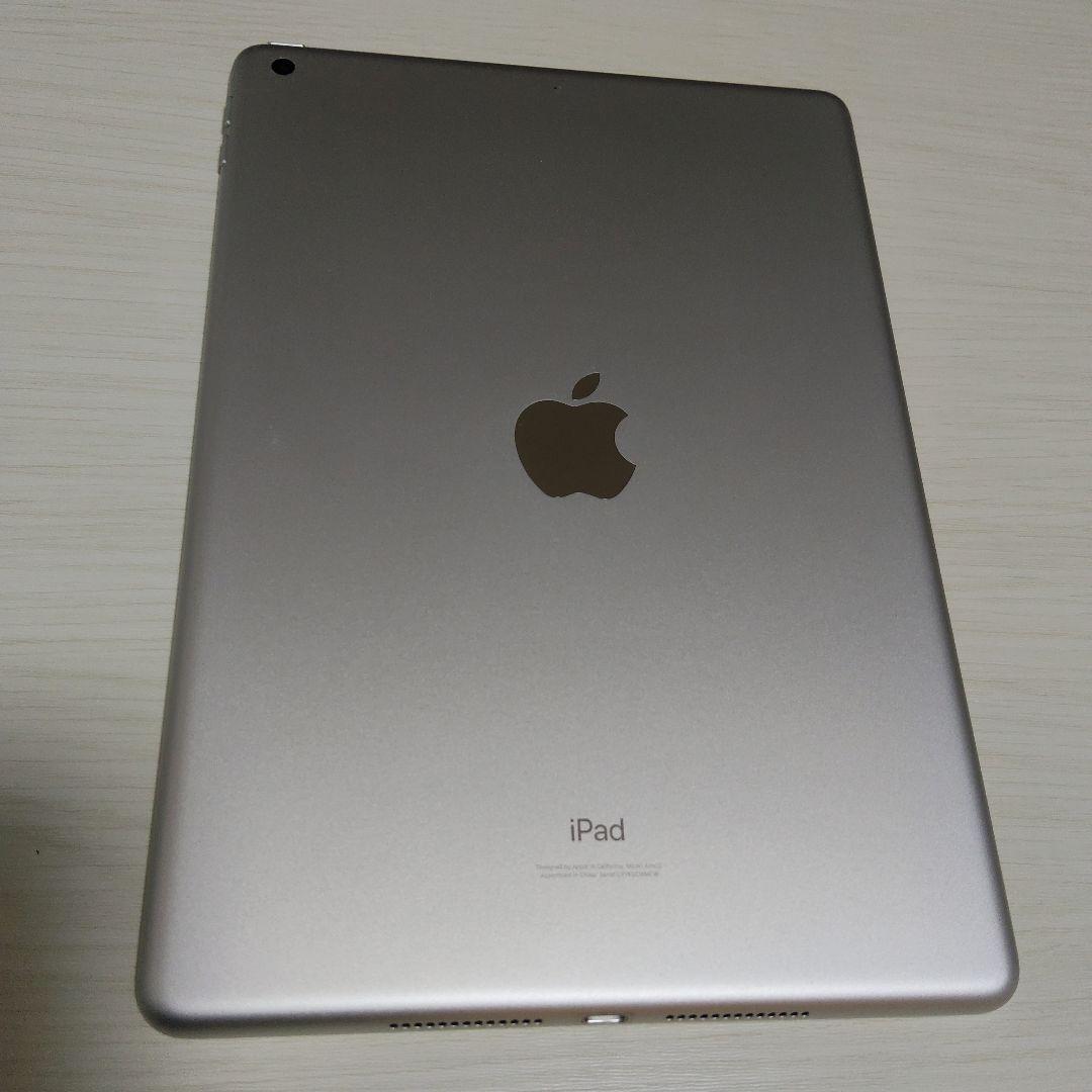 Apple iPad 第9世代 64GB Wi-Fiモデル シルバー