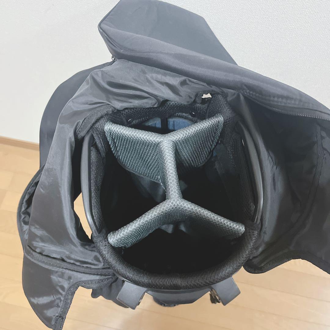 K265 TaylorMade スタンド式キャディバッグ ベルト無し