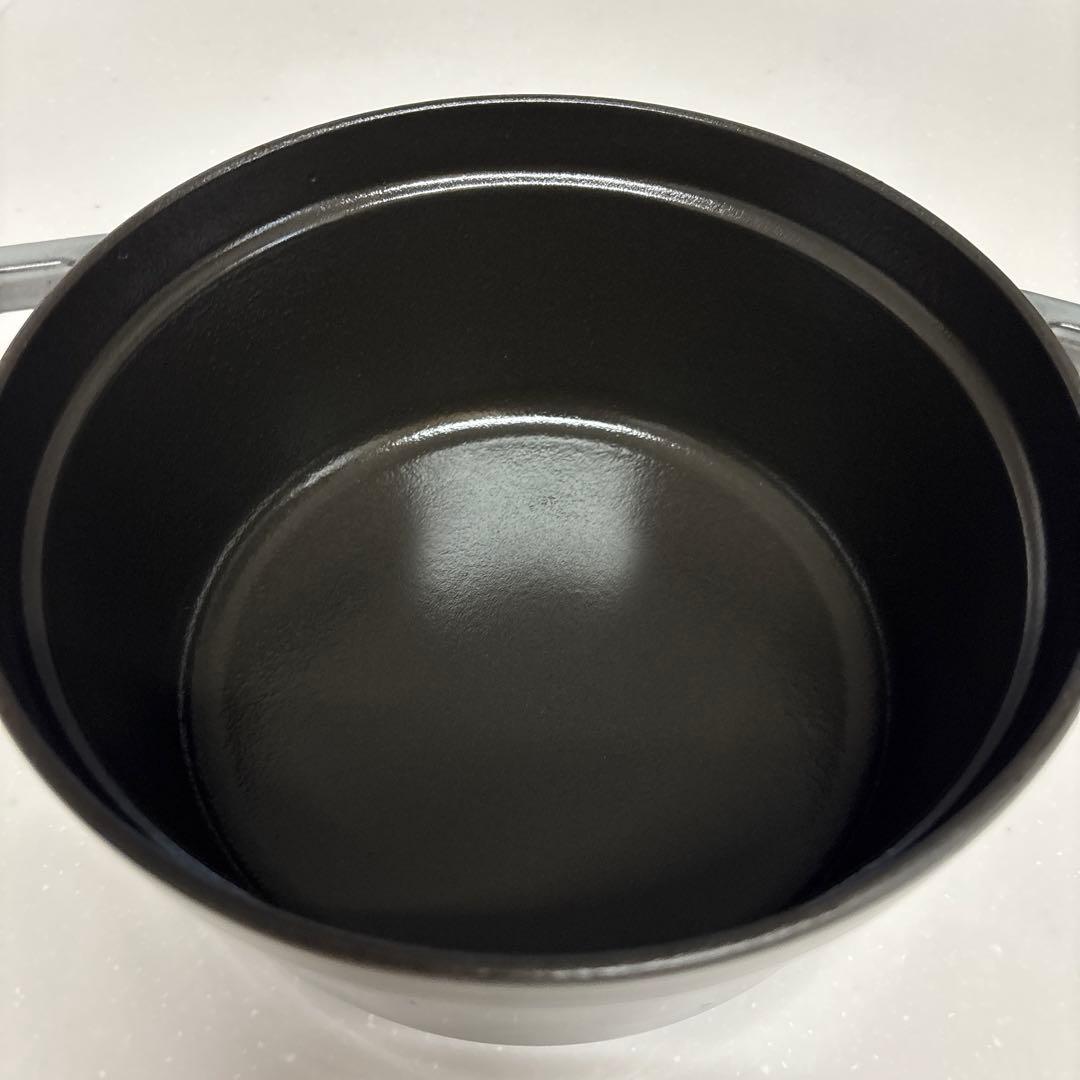 【美品‼︎】【匿名配送】【送料込】ストウブ　ココット　20cm