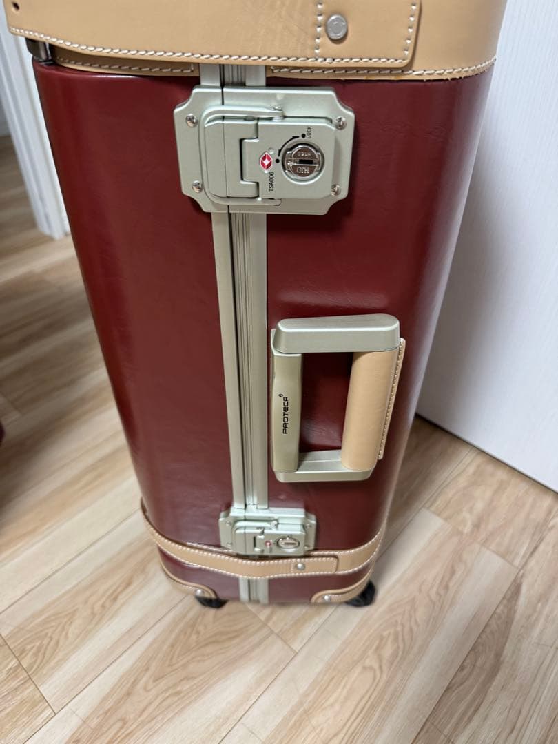 プロテカ ジーニオ