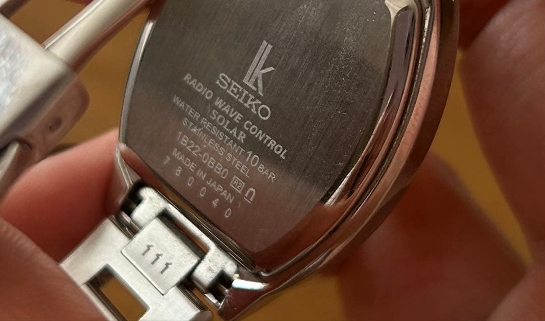 【美品】セイコー ルキア SSVW048 レディース 腕時計 SEIKO トノー