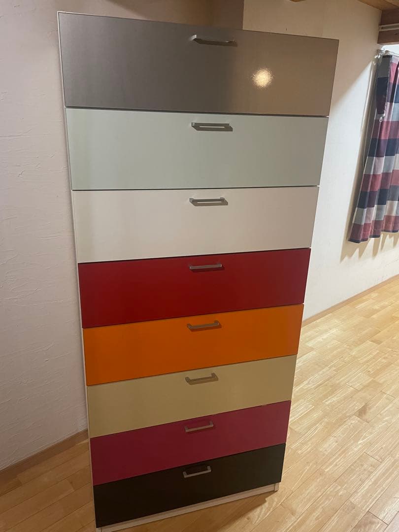 【さいたま市見沼区引取り可能限定】多色 8段引き出しチェスト