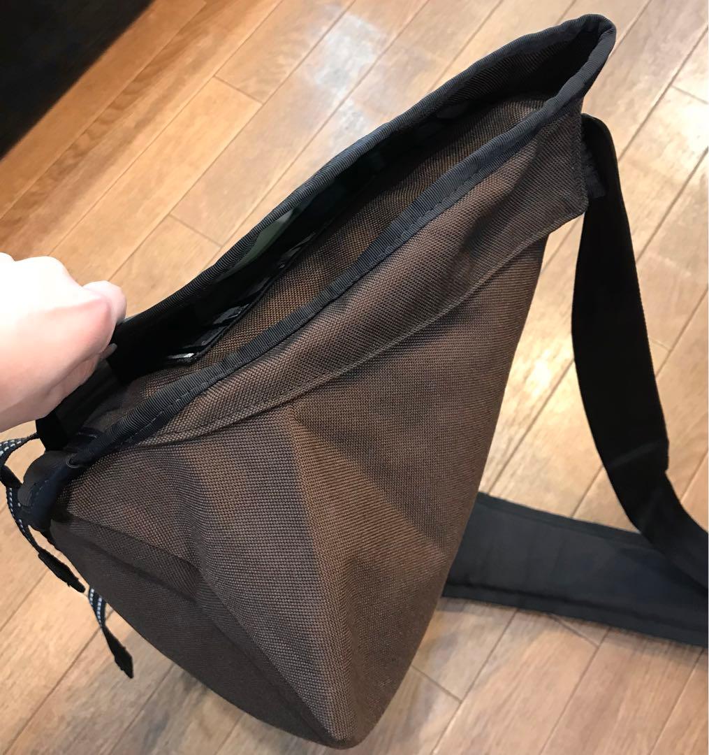 CHROME メッセンジャーバック