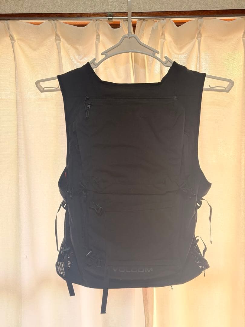 新品タグ付き！Volcom ベスト　IGUCHI SLACK VEST S