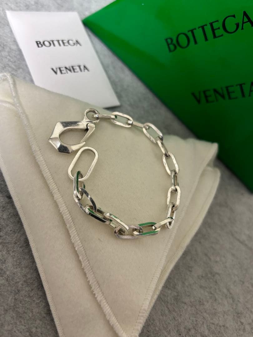 BOTTEGA VENETA ボッテガヴェネタ　ファセットブレスレット