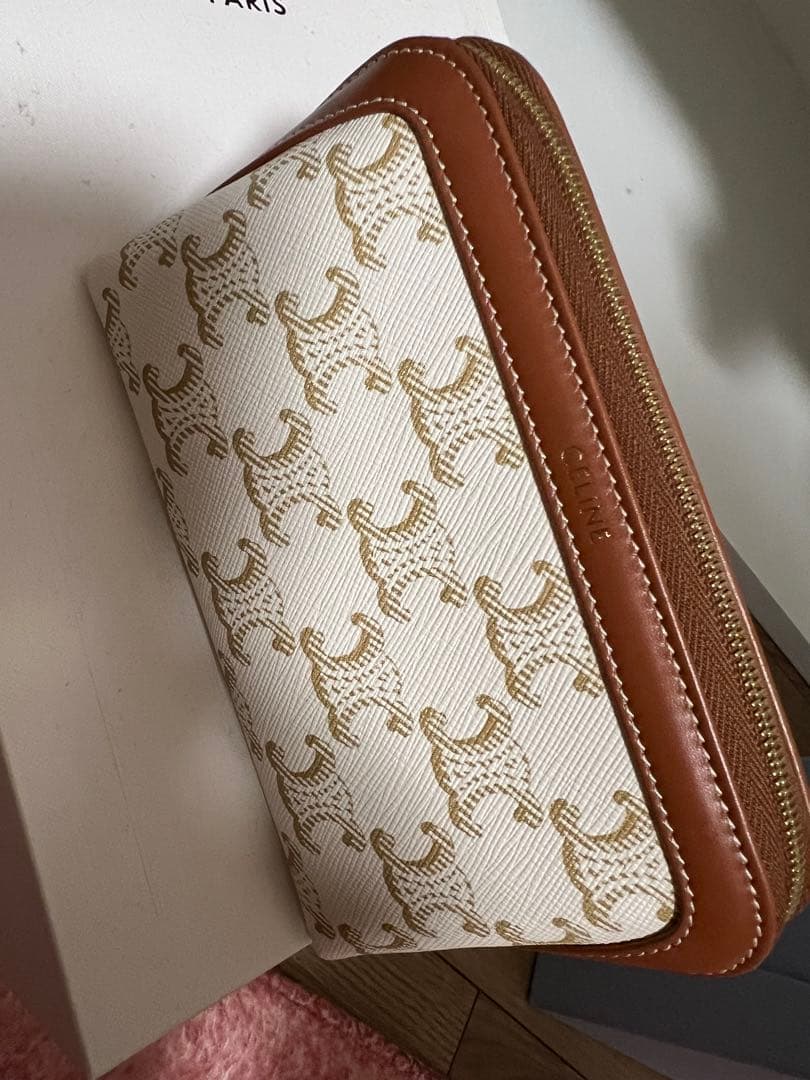 新品　CELINE ロゴプリント ポーチ
