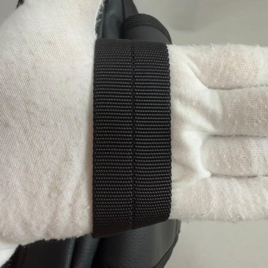 【美品】ヴィヴィアンウエストウッド オーブ リュック レザー 黒 A4可 通勤