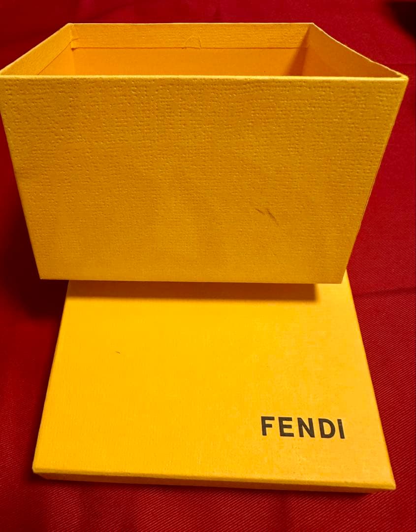 【pon 】FENDI フォーエバー　腕時計