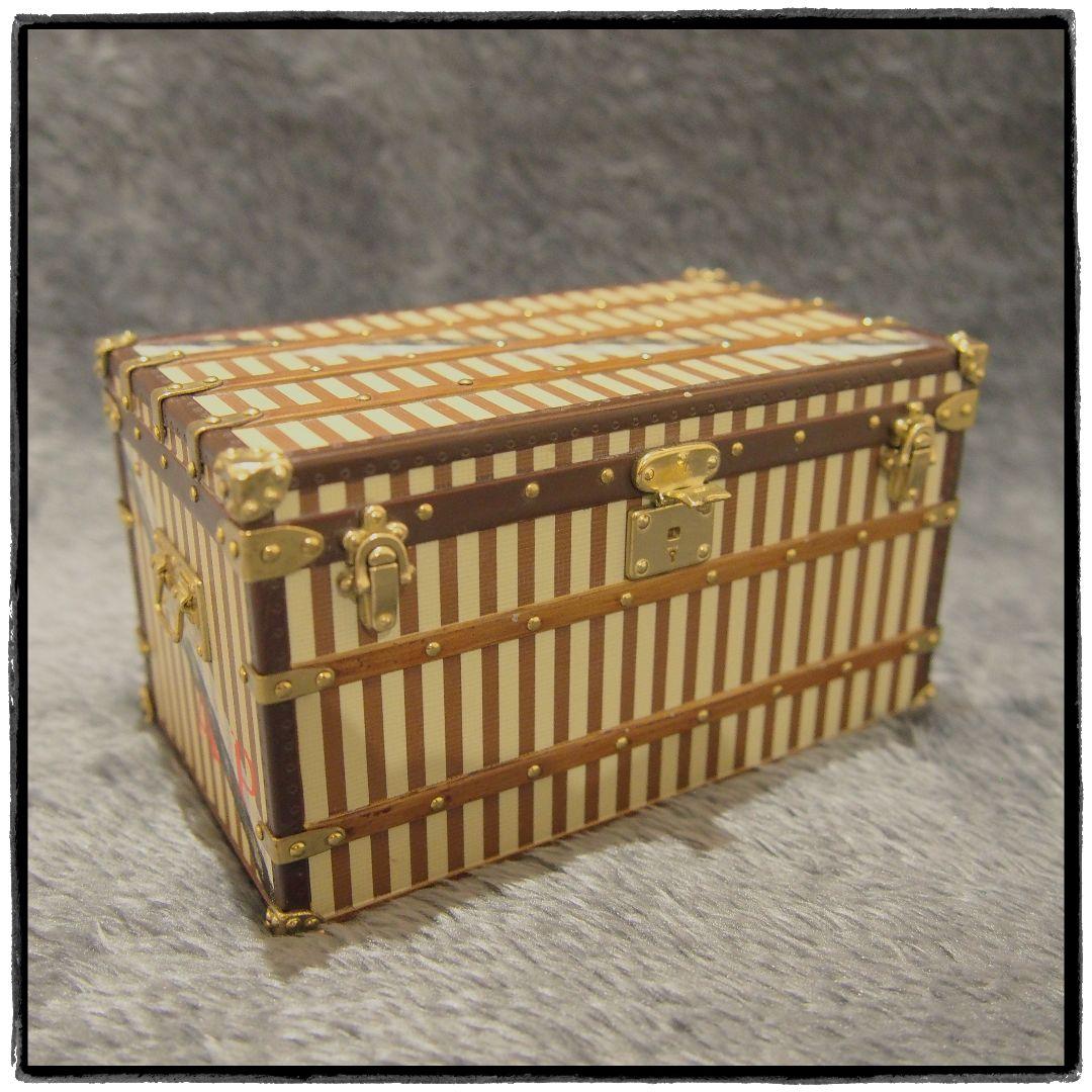 LOUIS VUITTON ノベルティアクセサリー BOX ケース トランク