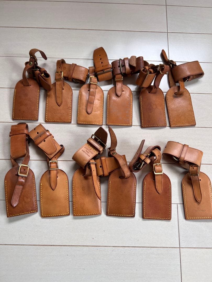 LOUIS VUITTON ヌメ革ネームタグ&ポワニエ　12点セット