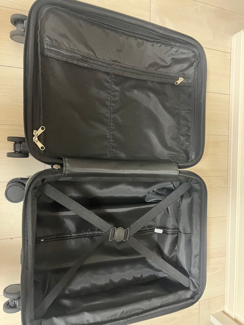 ACTUS アクタス フロントオープン スーツケース 黒 Sサイズ　値下げ！