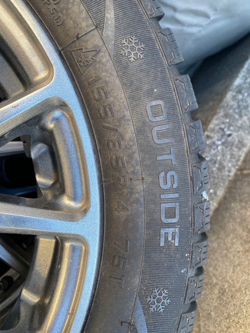 155/65R14 スタッドレスタイヤ　　引取歓迎