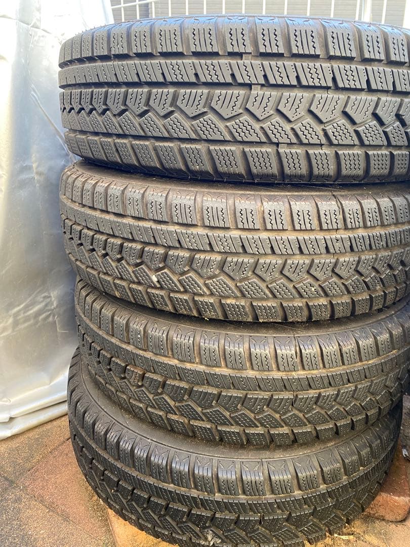 155/65R14 スタッドレスタイヤ　　引取歓迎