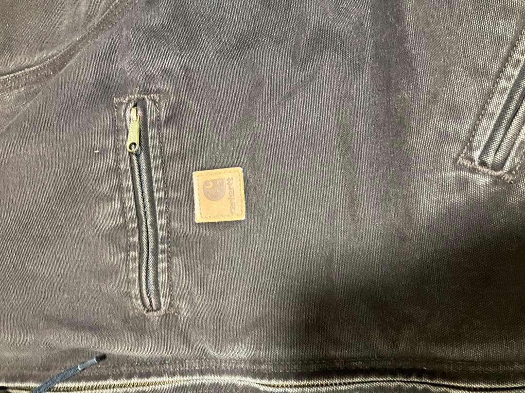 Carhartt アクティブジャケット　訳あり