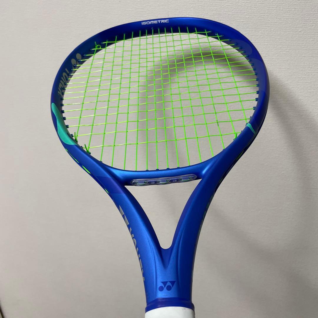 値下げ、早い者勝ち、最新版＞五分使用のみ、美品、ヨネックス イーゾーン　115