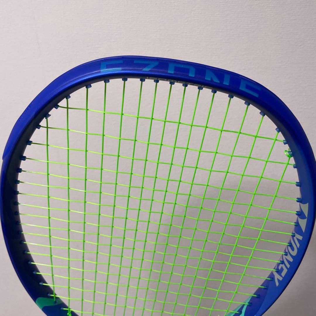 値下げ、早い者勝ち、最新版＞五分使用のみ、美品、ヨネックス イーゾーン　115