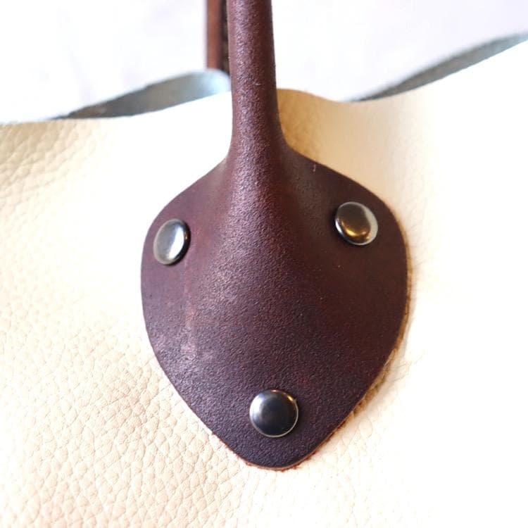 大容量 A４対応 トートバッグ 本革 軽量 1162