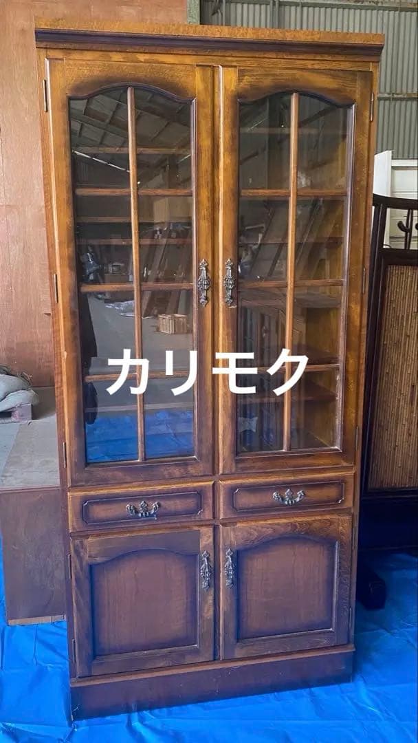 カリモク　コロニアル　食器棚　昭和レトロ　家具　キャビネット
